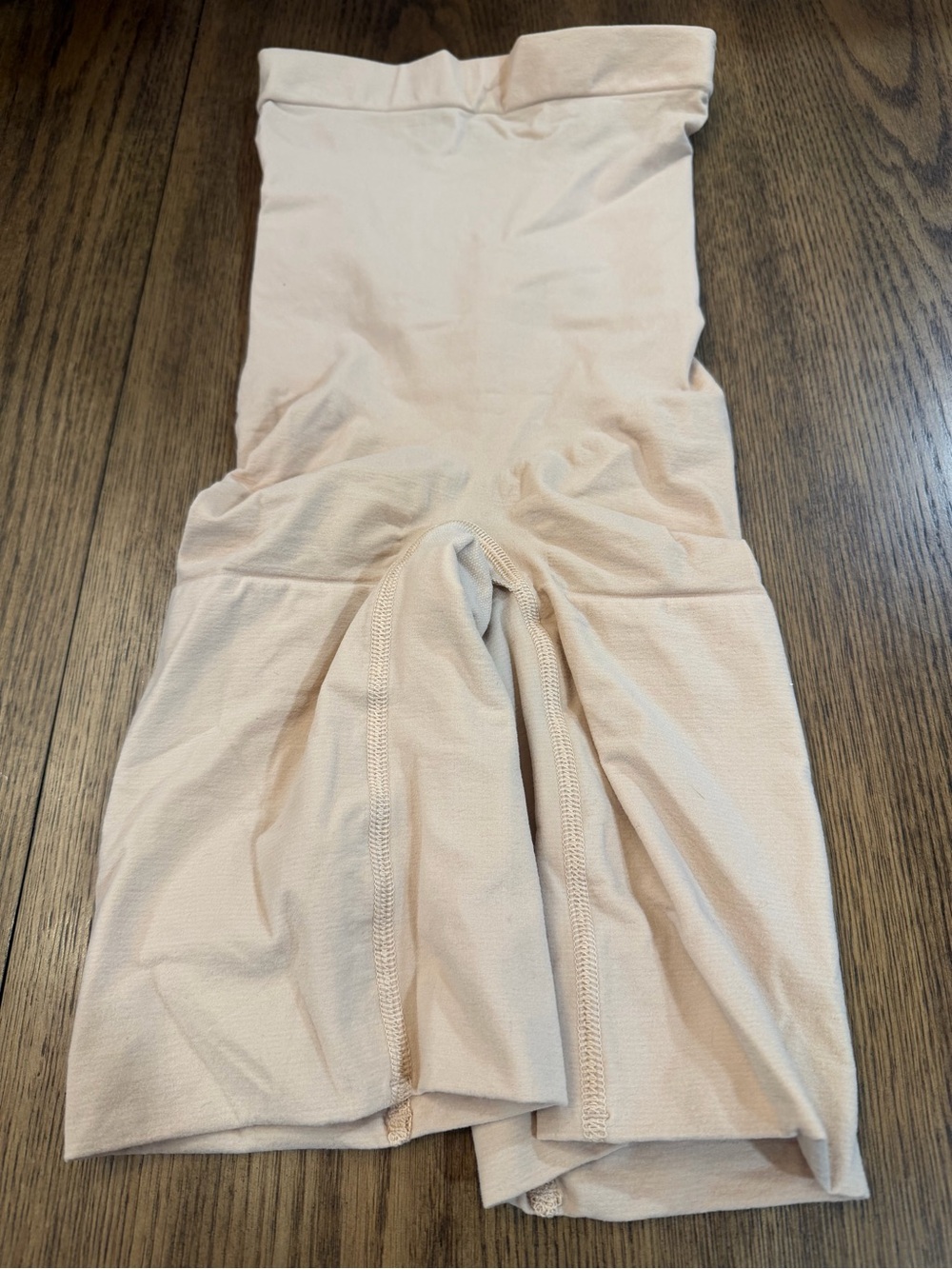 Spanx high rise mid thigh power shapewear shorts beige size Small